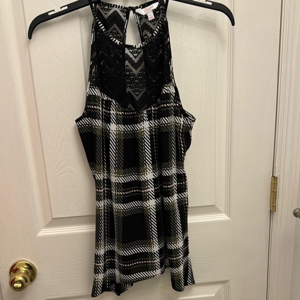 Sleeveless Blouse